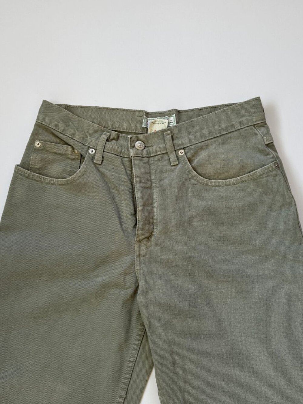 Guess Jeans - Picture 4 of 6